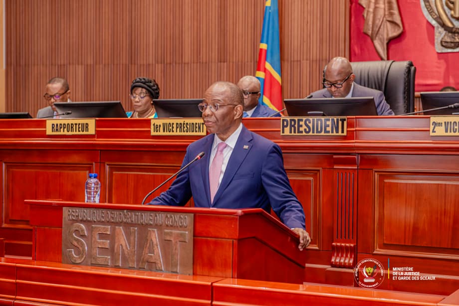 RDC : le ministre de la Justice réaffirme la suppression du permis de culte et annonce un audit du FRIVAO