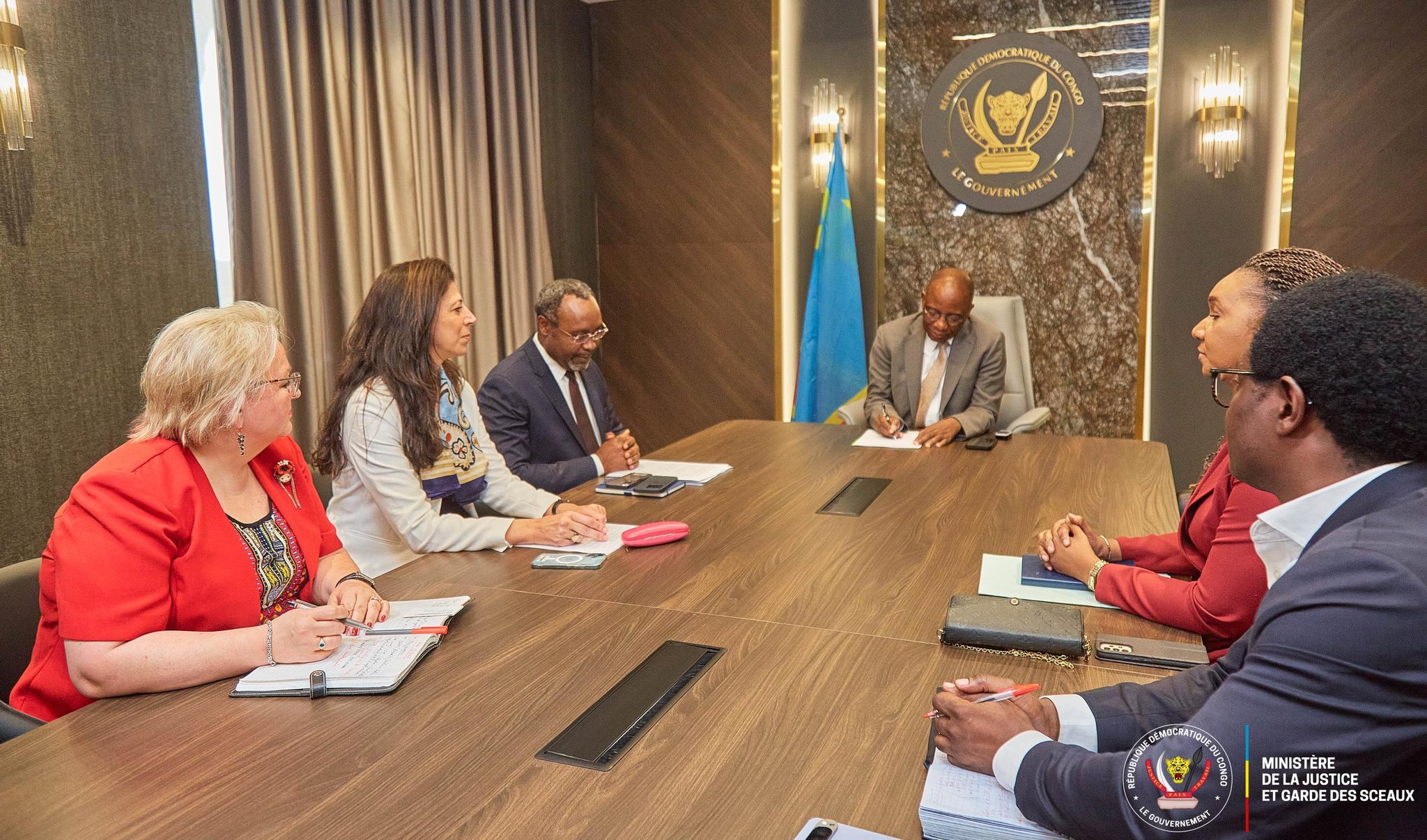 RDC : Guillaume Ngefa et la Banque mondiale misent sur la digitalisation de la justice commerciale et la réforme du GUCE